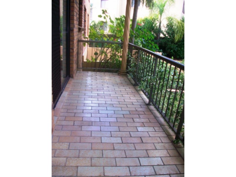 1/9 Nalla Court, Palm Beach QLD 4221