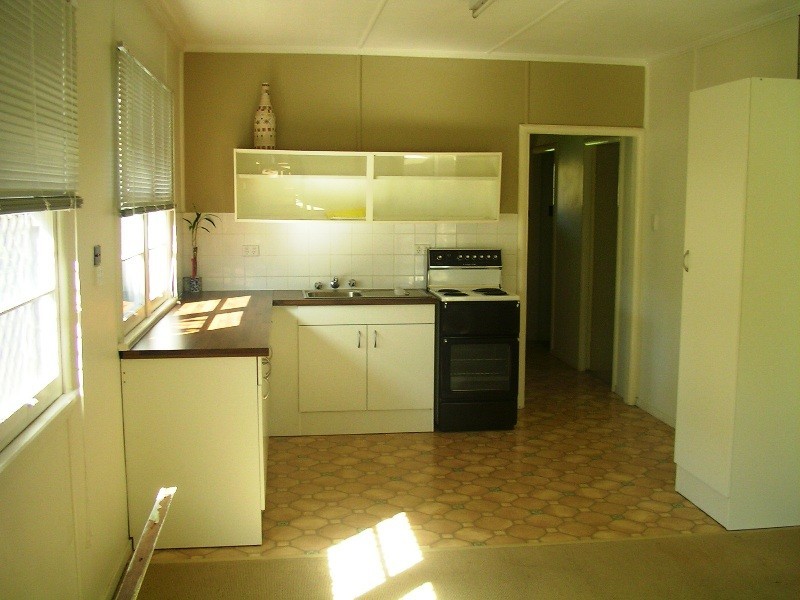 82 Palm Beach Avenue, Palm Beach QLD 4221