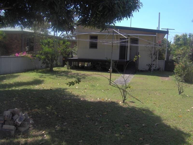 82 Palm Beach Avenue, Palm Beach QLD 4221