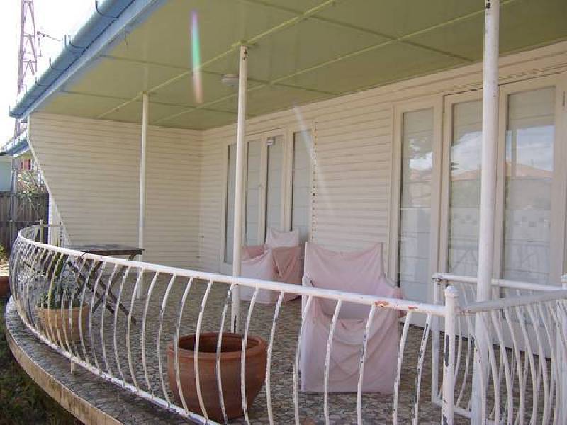 3 Anzac Parade, Burleigh Heads QLD 4220
