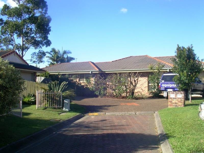 2/17 Carstens Court, Currumbin Waters QLD 4223