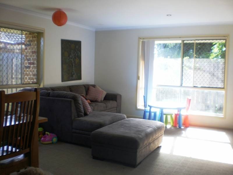 2/17 Carstens Court, Currumbin Waters QLD 4223