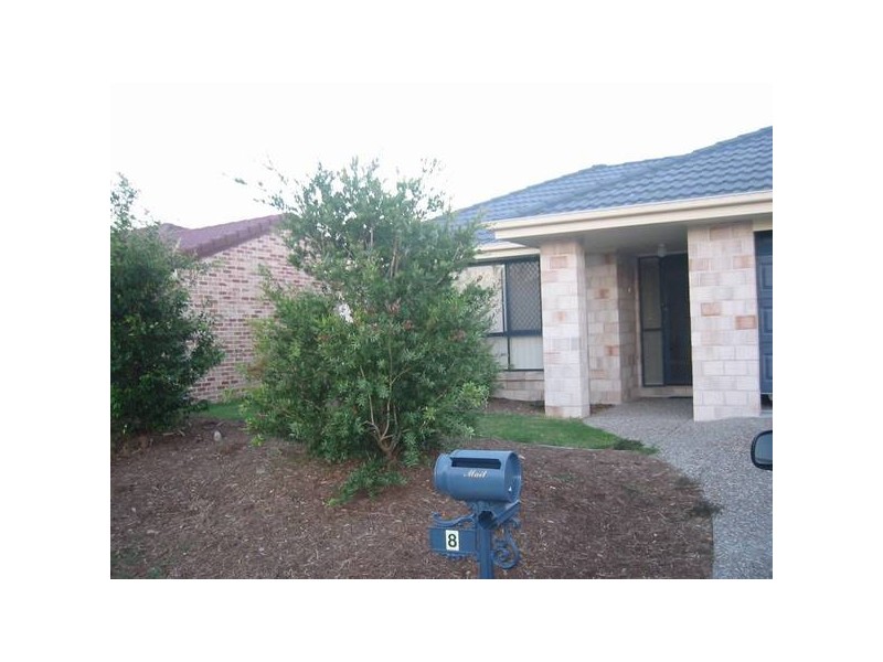 8 Tussock Crescent, Elanora QLD 4221