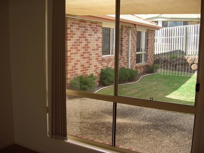 64 Casuarina Drive, Elanora QLD 4221