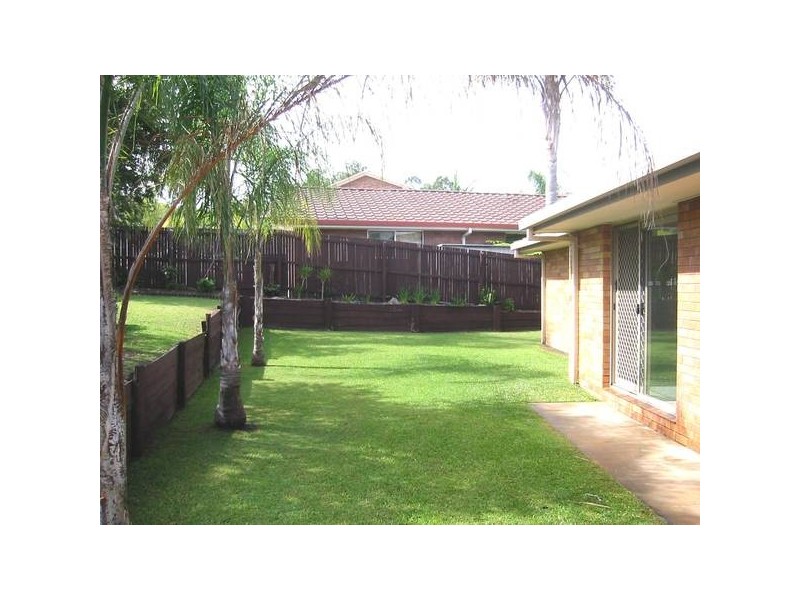 61 Avocado Street, Elanora QLD 4221