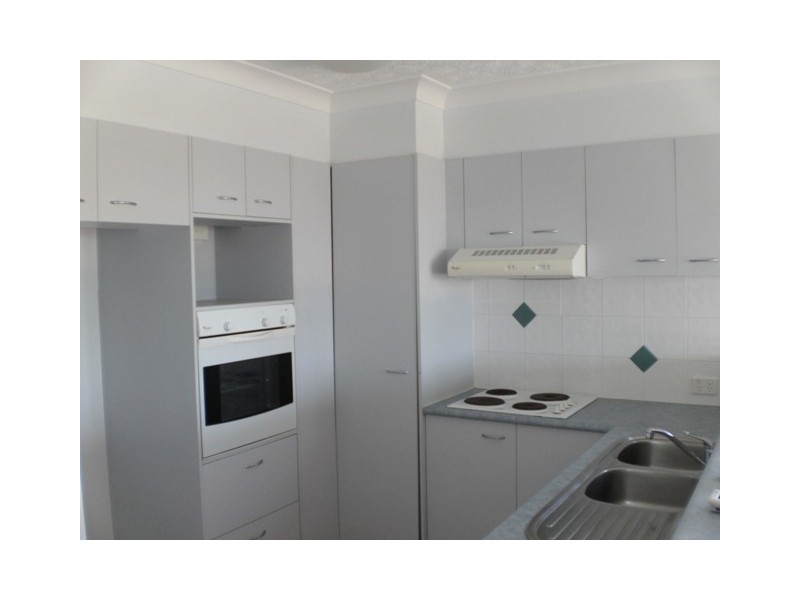 8/1266 Gold Coast Highway (between 13th ave & 14th ave), Palm Beach QLD 4221
