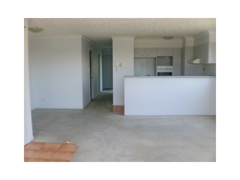 8/1266 Gold Coast Highway (between 13th ave & 14th ave), Palm Beach QLD 4221