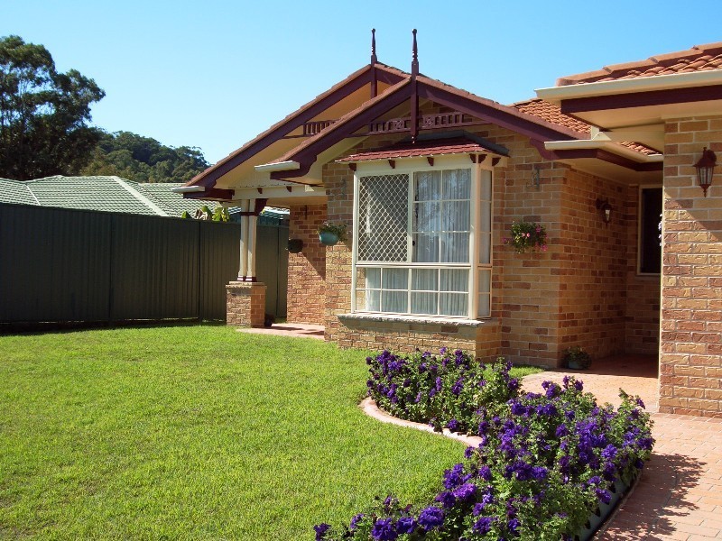 137 Bienvenue Drive, Currumbin Waters QLD 4223