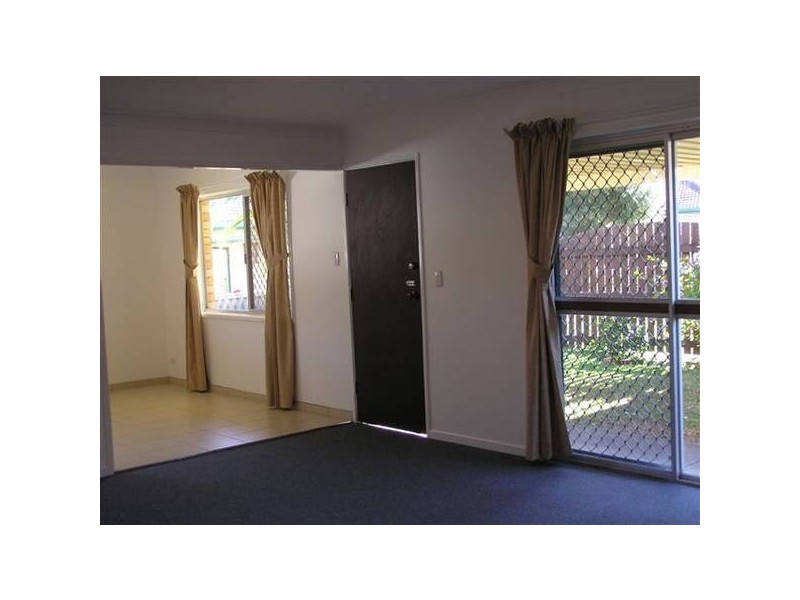 2/13 Walker Avenue, Palm Beach QLD 4221