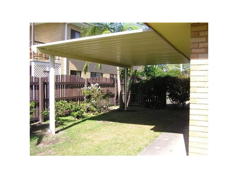 2/13 Walker Avenue, Palm Beach QLD 4221