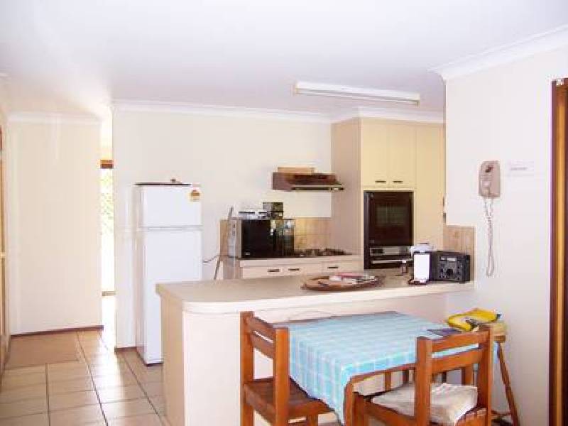 6 Sawtell Drive, Currumbin Waters QLD 4223