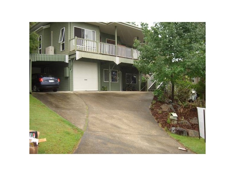 13 Heartwood Ave, Elanora QLD 4221