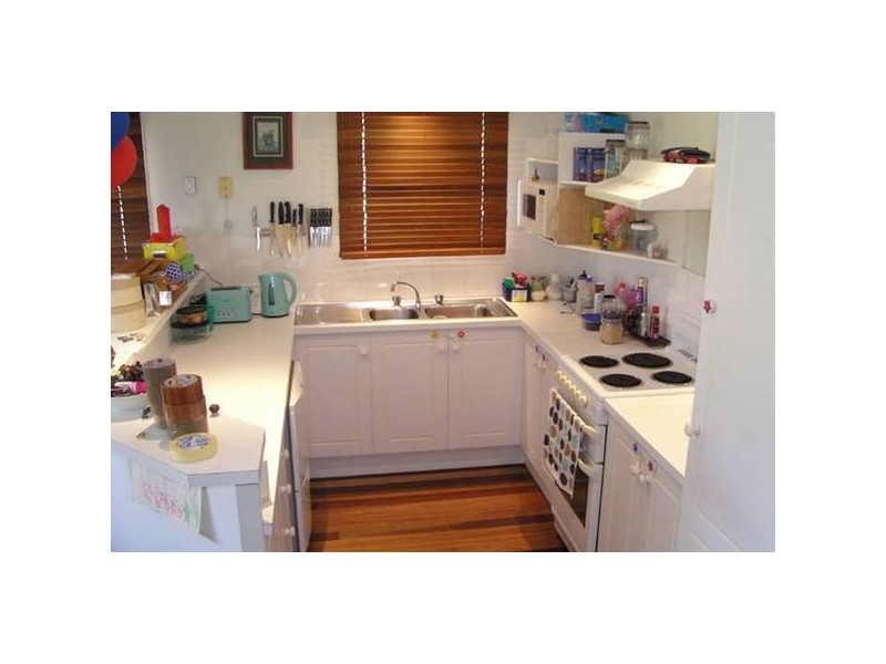 13 Heartwood Ave, Elanora QLD 4221