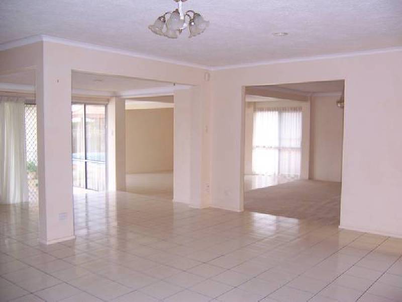 132 Mallawa Drive, Palm Beach QLD 4221