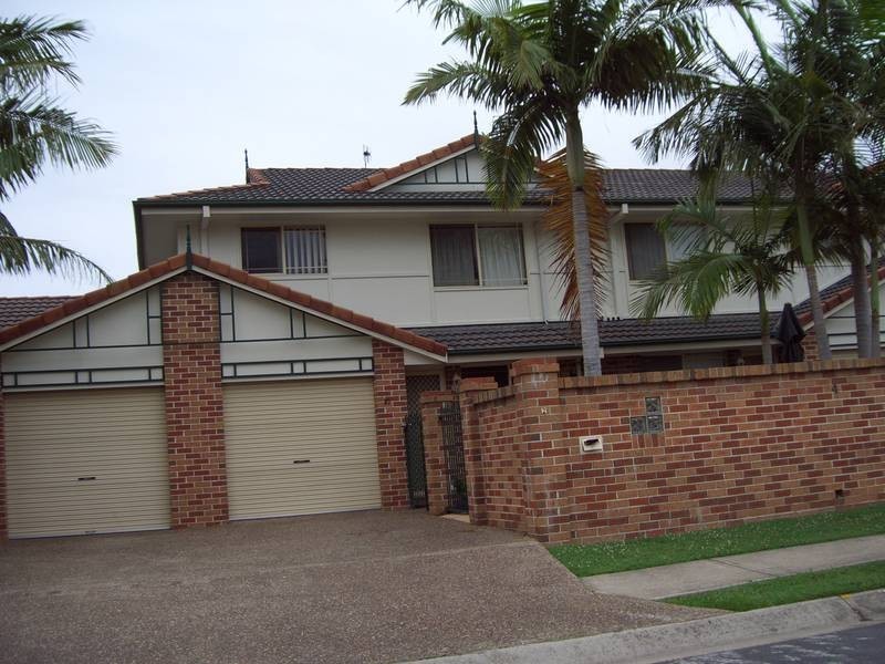 10/2-4 Gilchrist Drive, Currumbin Waters QLD 4223