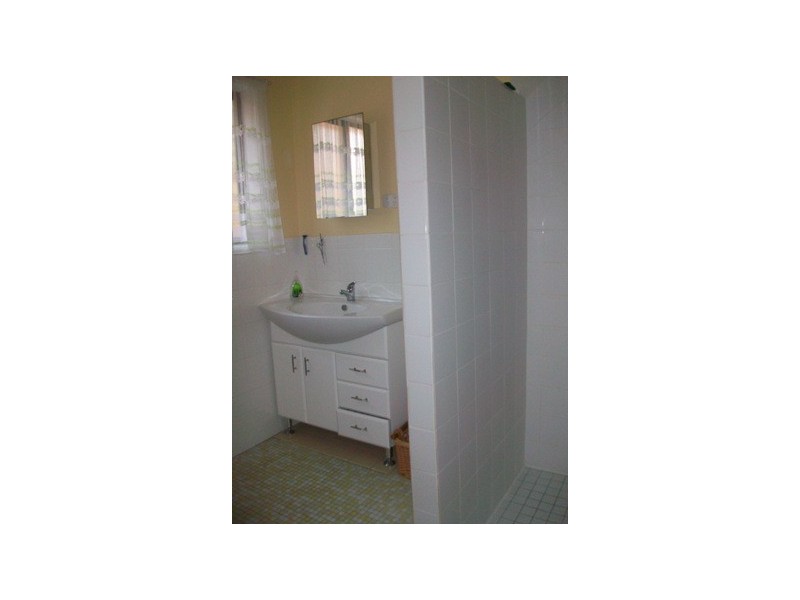 2/15 Molucca, Palm Beach QLD 4221