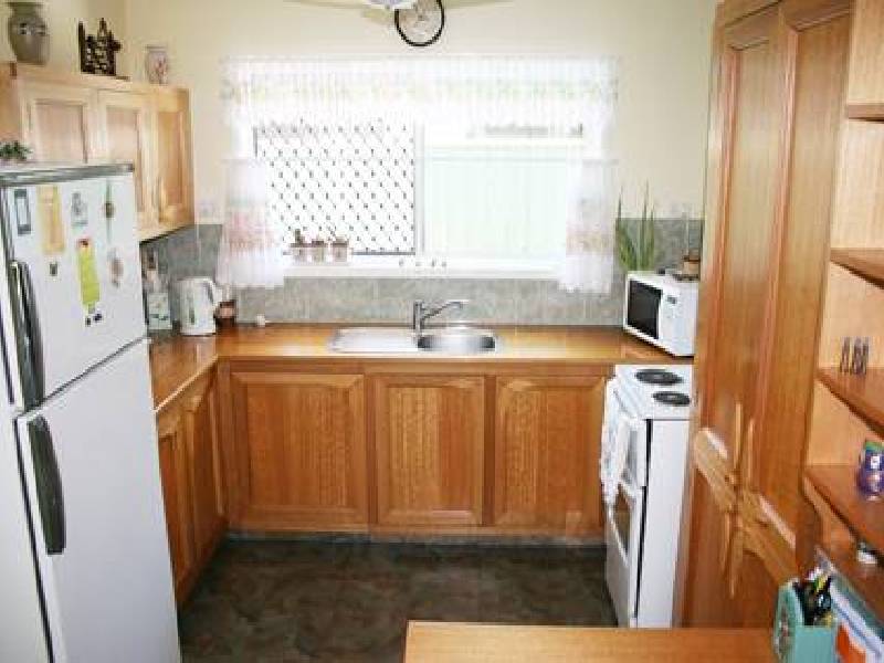 19 Cairns Avenue, Palm Beach QLD 4221