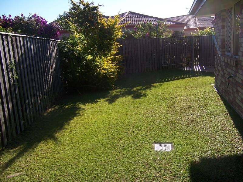 2/18 Randwick Court, Varsity Lakes QLD 4227