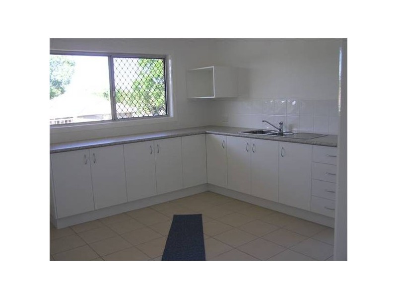 1/13 Walker Avenue, Palm Beach QLD 4221
