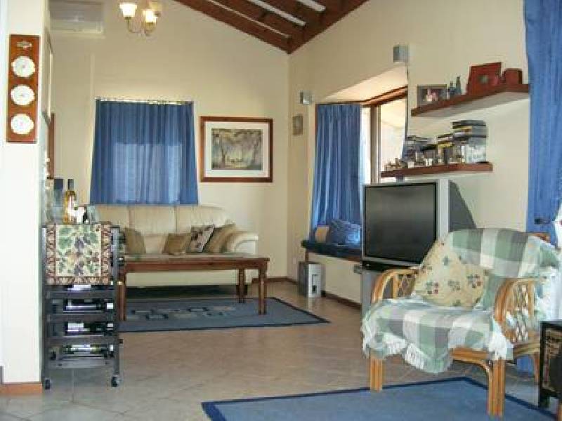 Foothill Street, Elanora QLD 4221