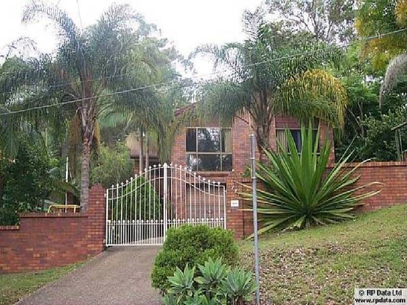 177 Ocean Parade, Burleigh Heads QLD 4220