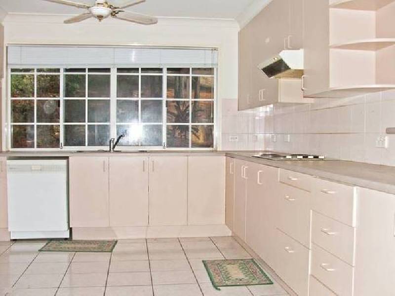 Murtha Drive, Elanora QLD 4221