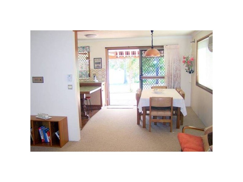 Tahiti, Palm Beach QLD 4221