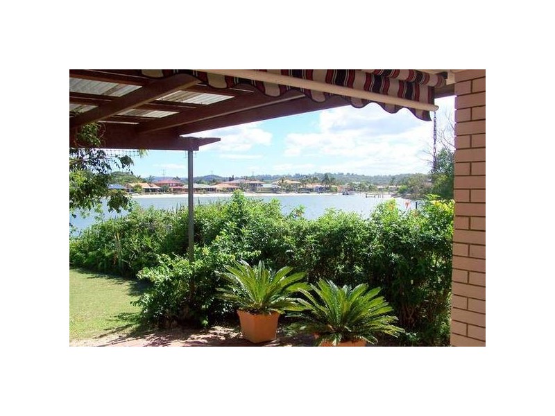 Tahiti, Palm Beach QLD 4221