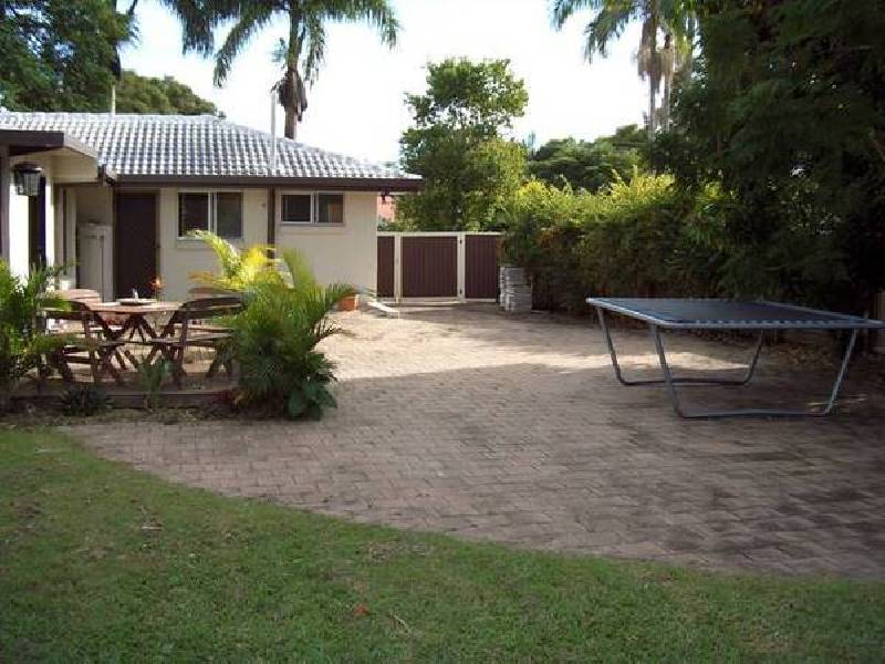 8 Tierney, Currumbin Waters QLD 4223