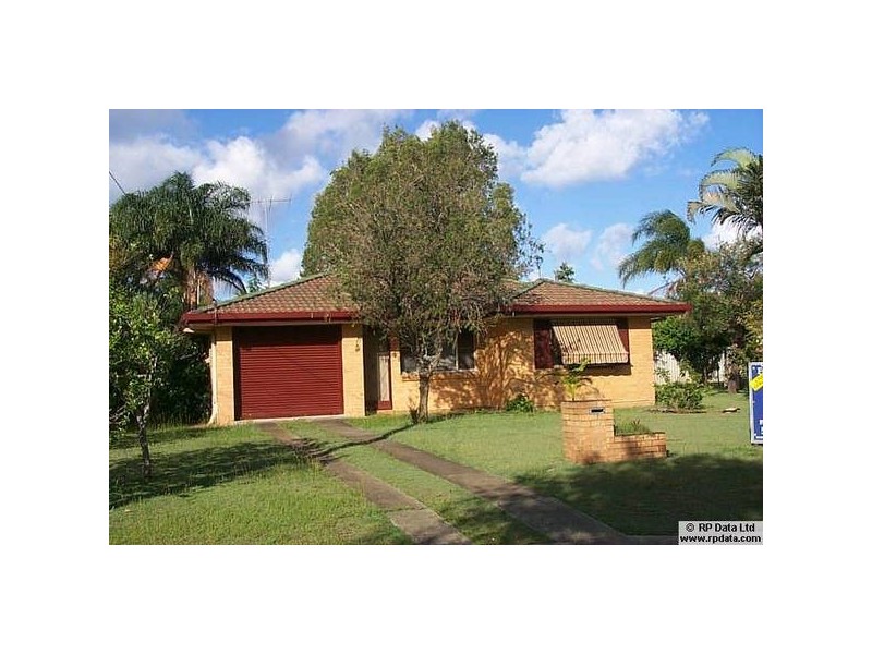 Anita Ave, Miami QLD 4220