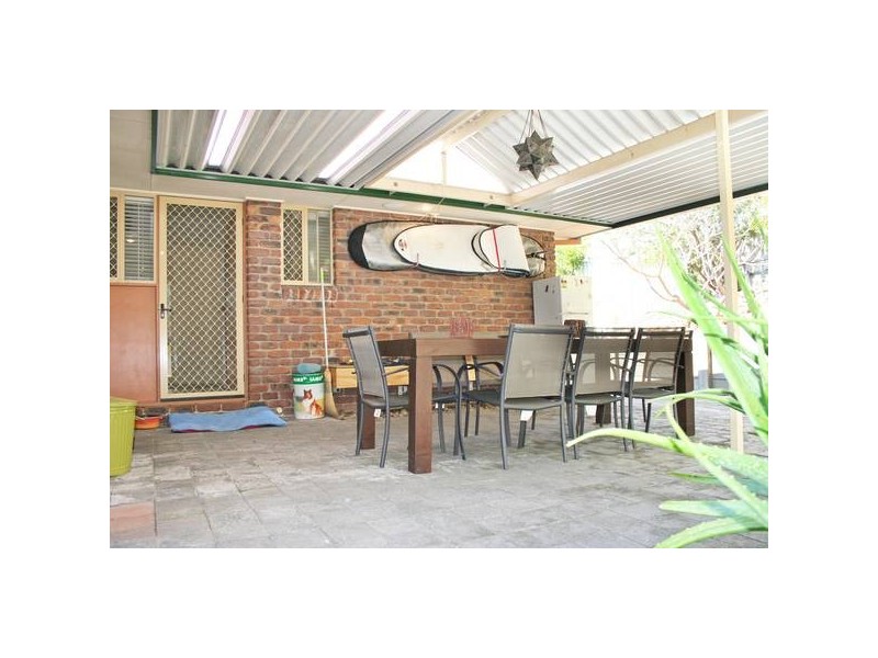 Swanbourne Way, Elanora QLD 4221