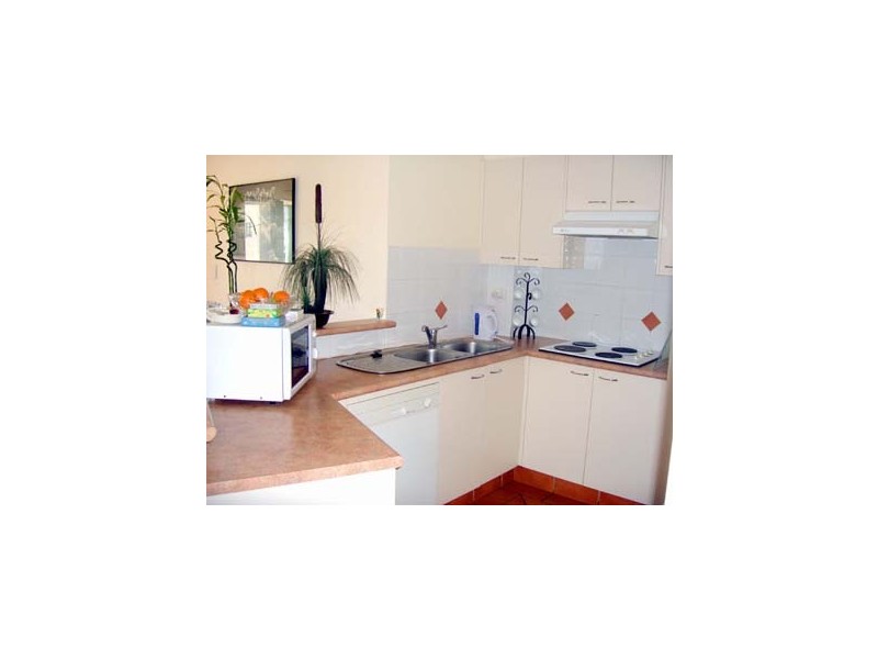 7/2 Brake Street, Burleigh Heads QLD 4220