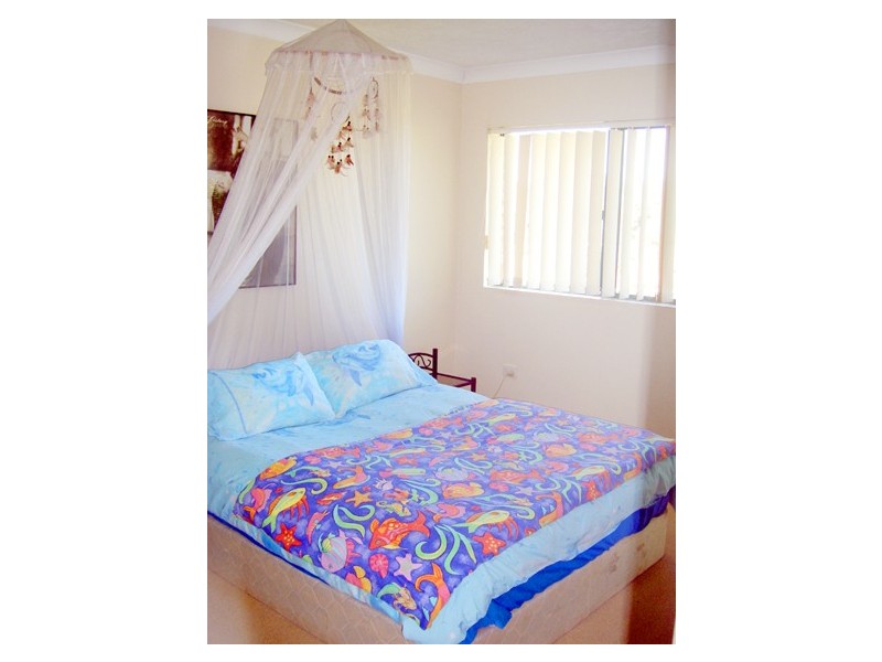 7/2 Brake Street, Burleigh Heads QLD 4220