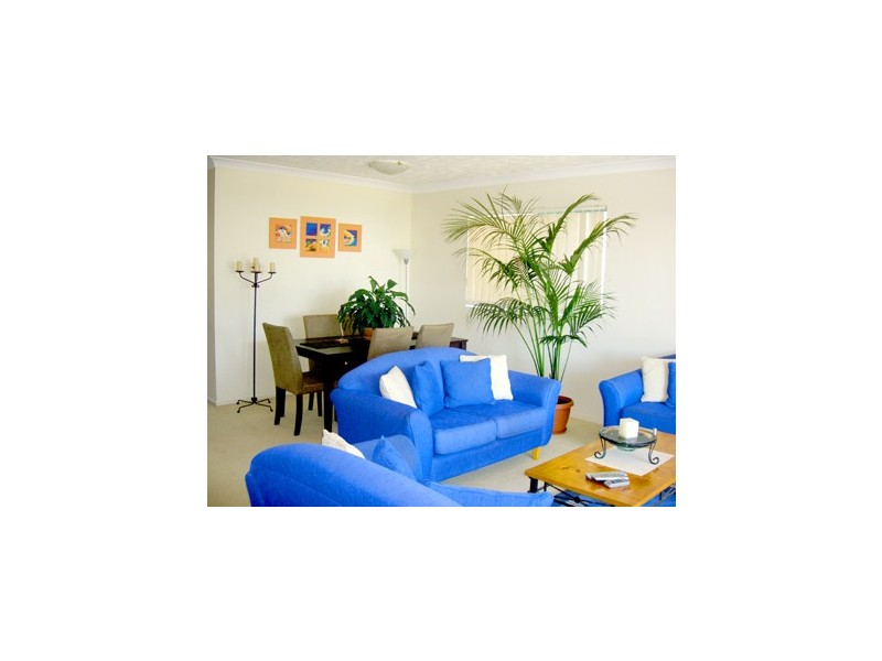 7/2 Brake Street, Burleigh Heads QLD 4220