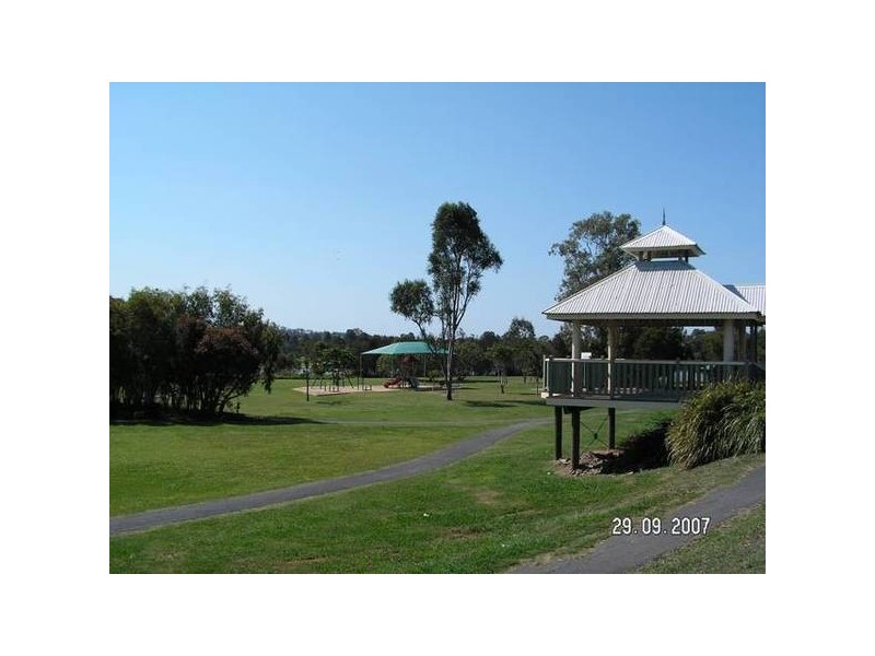 41 Hibertia Avenue, Elanora QLD 4221