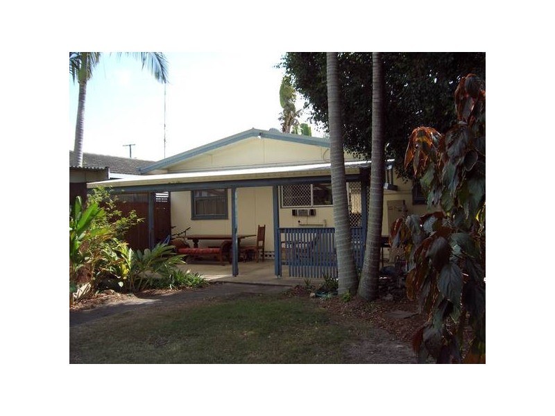 36 Fifth Ave, Palm Beach QLD 4221