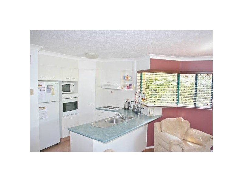 4/1028-1030 Gold Coast Highway, Palm Beach QLD 4221