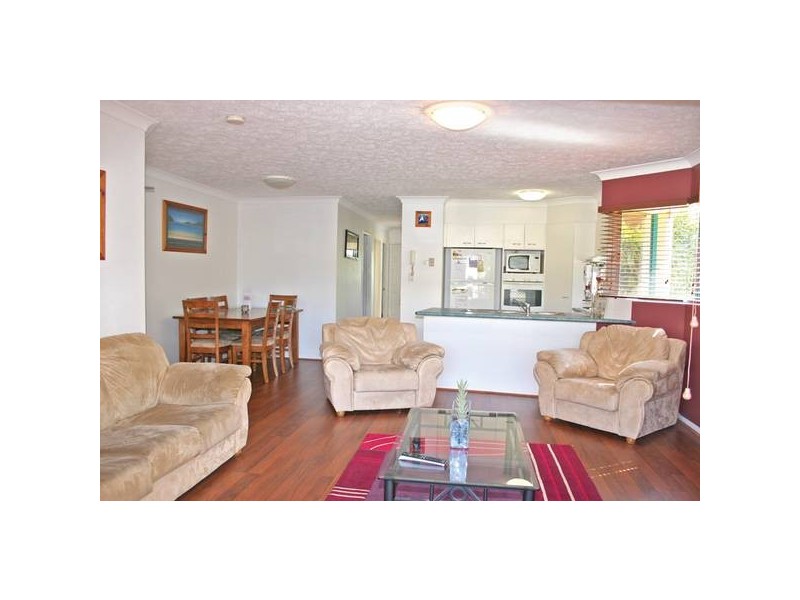 4/1028-1030 Gold Coast Highway, Palm Beach QLD 4221