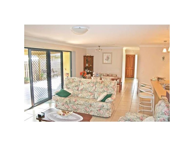 2/5 Keegan Circuit, Currumbin Waters QLD 4223