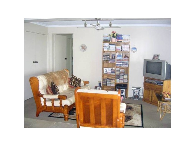 6 Ponderosa Court, Elanora QLD 4221