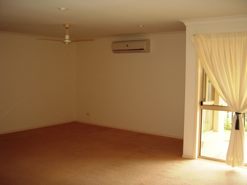 32A Tuggerah Close, Robina QLD 4226