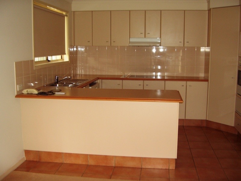 32A Tuggerah Close, Robina QLD 4226