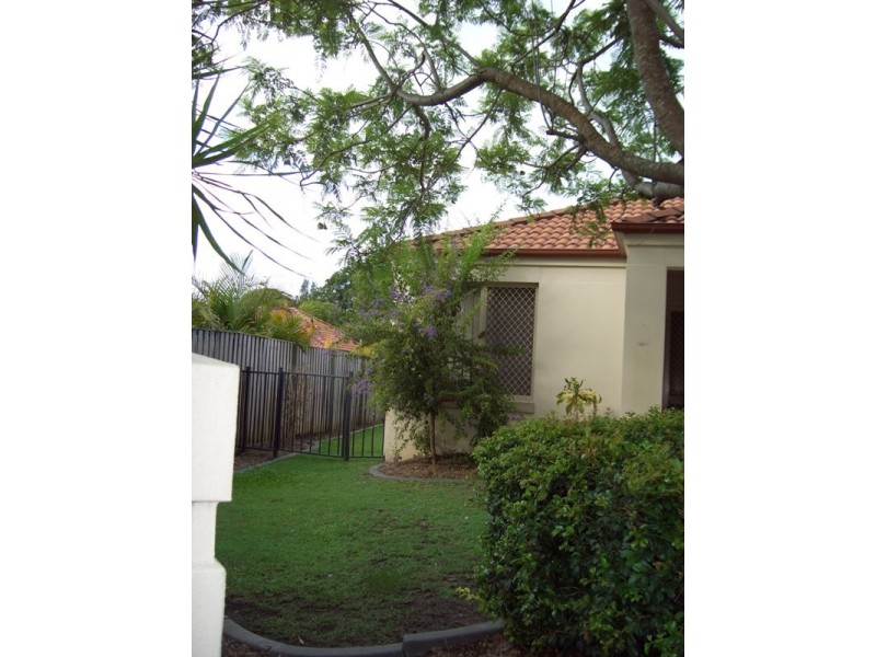32A Tuggerah Close, Robina QLD 4226