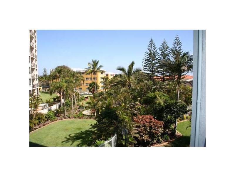 2E/969 Gold Coast Highway, Palm Beach QLD 4221