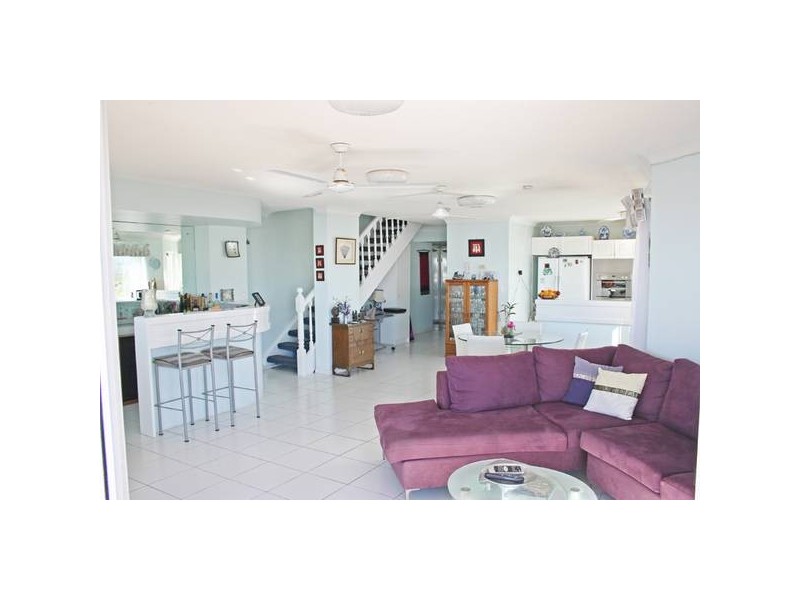 450 Corner Of Twenty Fifth Avenue, Palm Beach QLD 4221