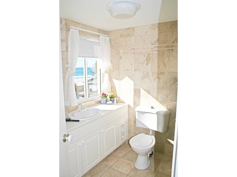 450 Corner Of Twenty Fifth Avenue, Palm Beach QLD 4221