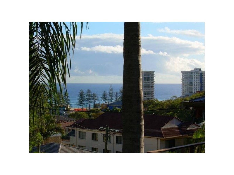 8/34 Hill Ave, Burleigh Heads QLD 4220