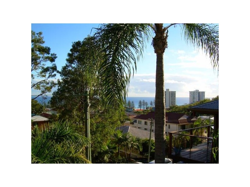 8/34 Hill Ave, Burleigh Heads QLD 4220