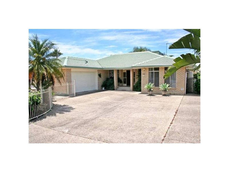 Palm Beach QLD 4221