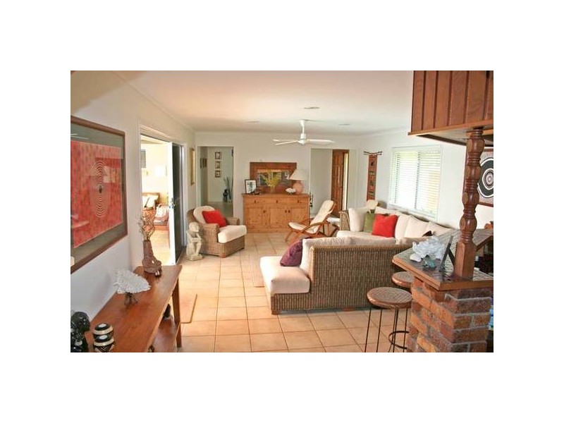 73 Nineteenth Avenue, Palm Beach QLD 4221